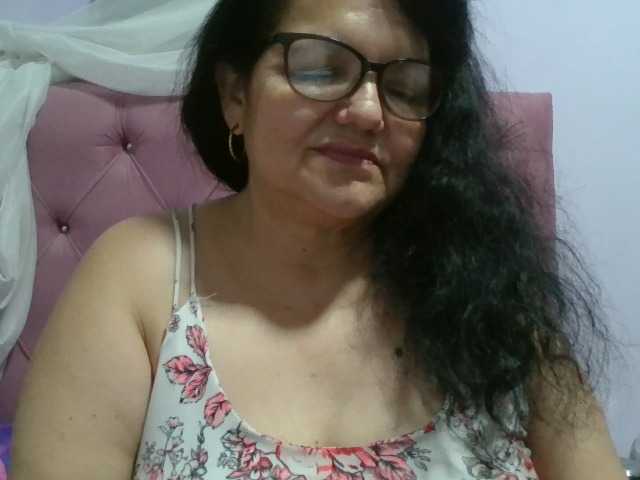 kassandra02 live webcam show