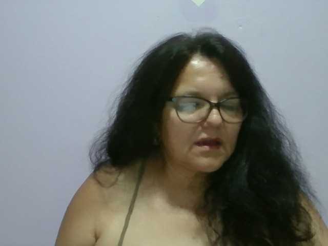kassandra02's BongaCams show and profile