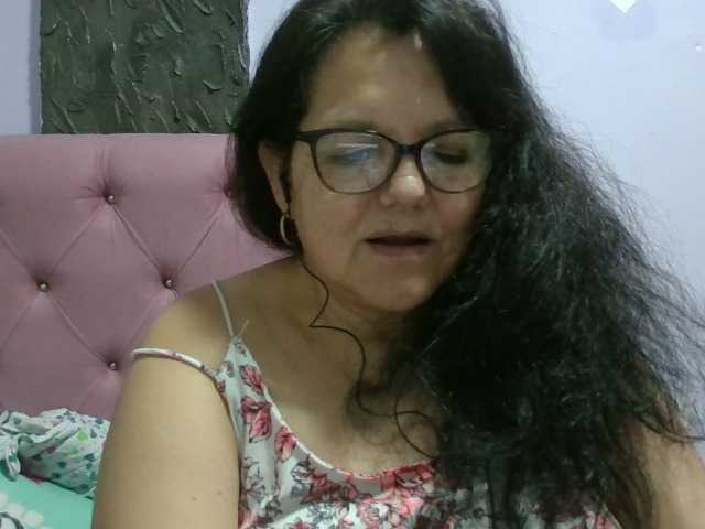 kassandra02 Live Cam on BongaCams