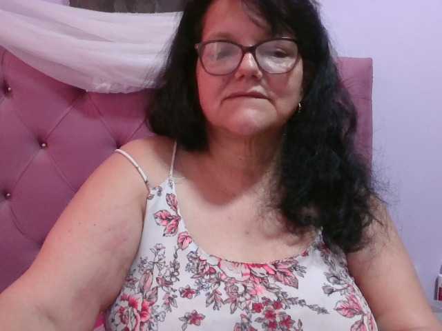 kassandra02 live webcam show