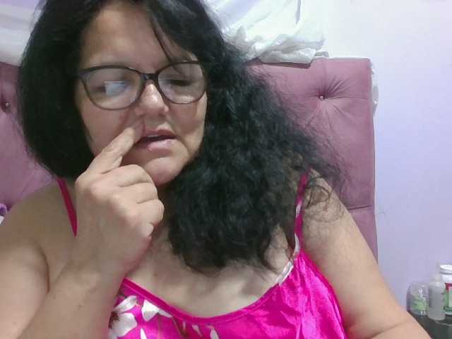 kassandra02 live cam preview