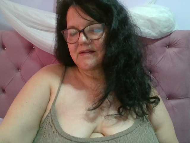 kassandra02 live webcam show