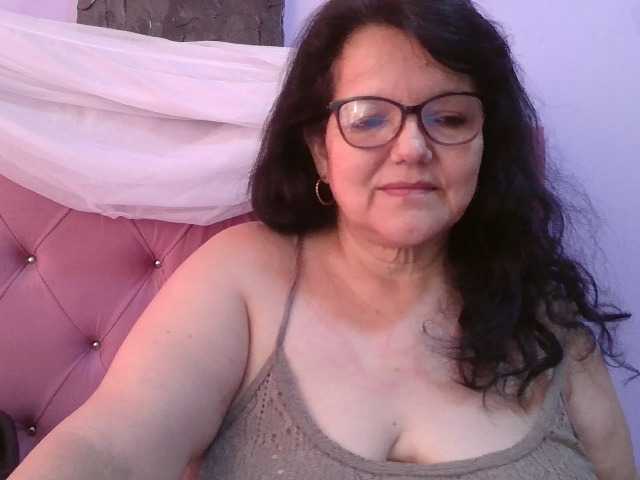 kassandra02 live webcam show