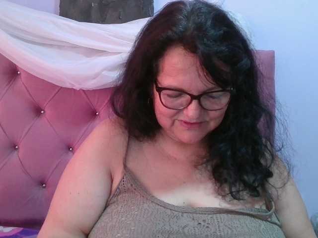 kassandra02 live webcam show