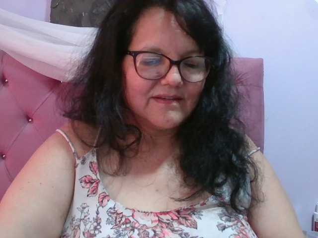 kassandra02 live webcam show