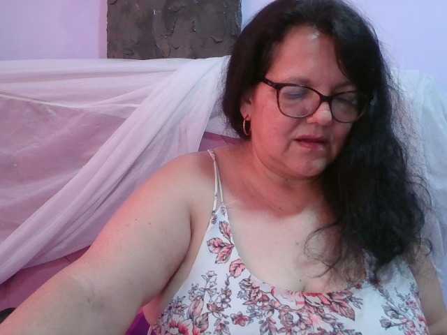 kassandra02 Live Cam on BongaCams