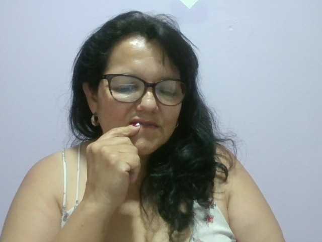 kassandra02's BongaCams show and profile