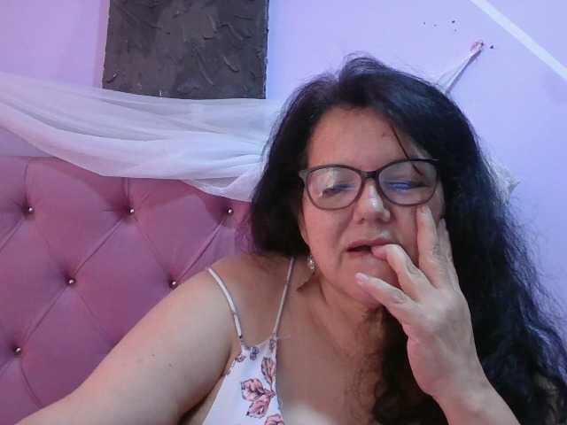 kassandra02 live cam preview