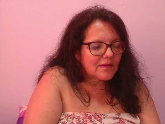 kassandra02's BongaCams show and profile