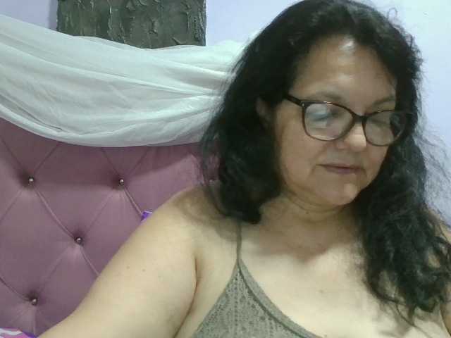 kassandra02 live webcam show