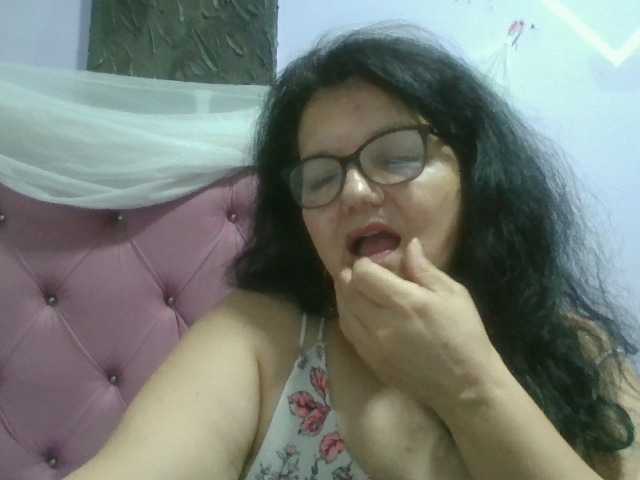 kassandra02 live cam on BongaCams