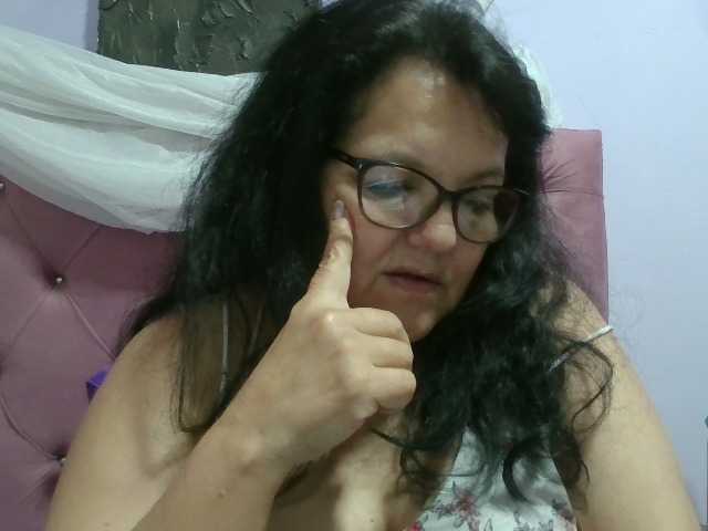 kassandra02 live webcam show