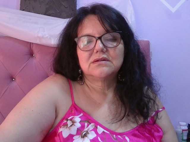 kassandra02 live cam preview