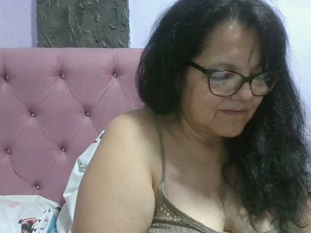 kassandra02 live cam on BongaCams