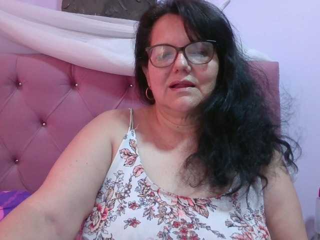 kassandra02 live webcam show
