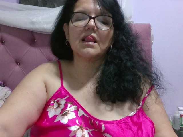 kassandra02 live cam preview