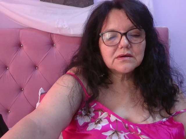 kassandra02 live cam preview