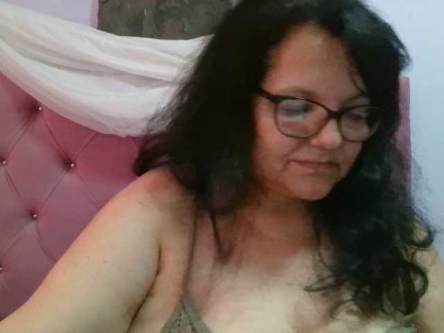 kassandra02 live webcam show