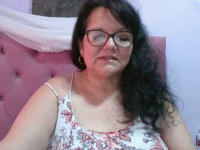 kassandra02 live webcam show
