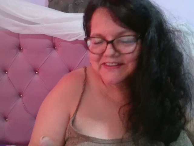kassandra02 Live Cam on BongaCams