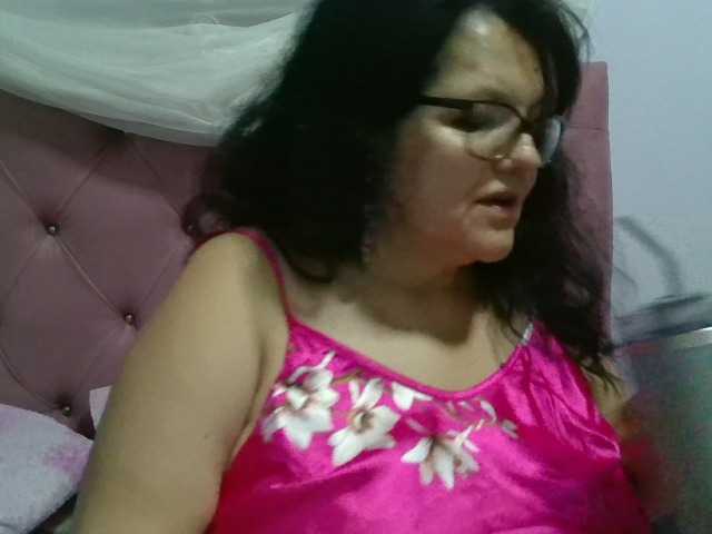 kassandra02 live cam preview