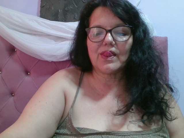 kassandra02 live webcam show