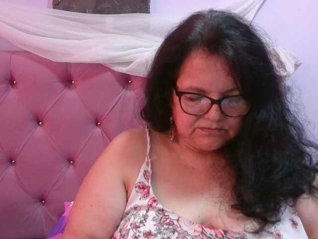 kassandra02 live cam preview