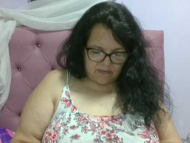 kassandra02 live webcam show
