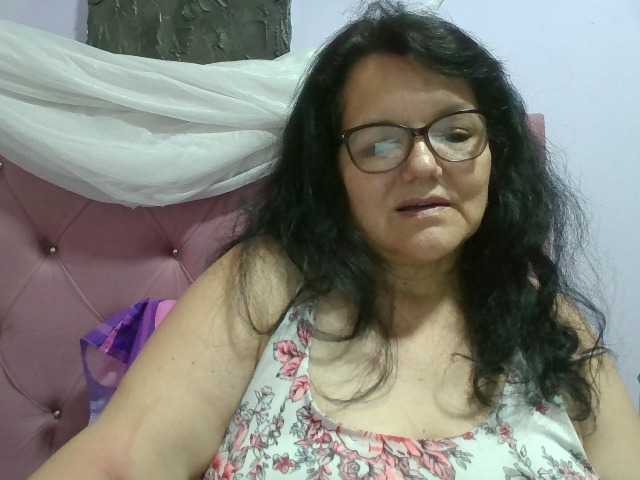 kassandra02 live webcam show