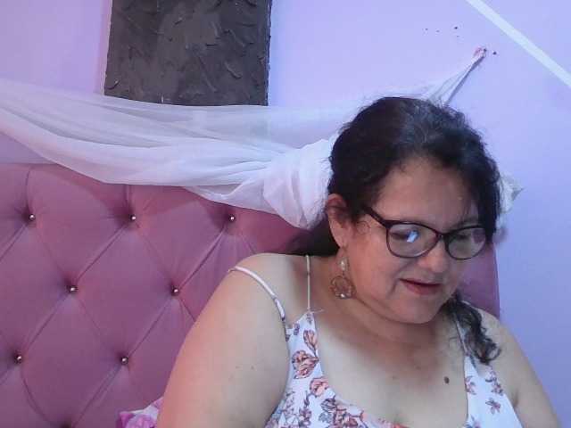 kassandra02 live cam preview