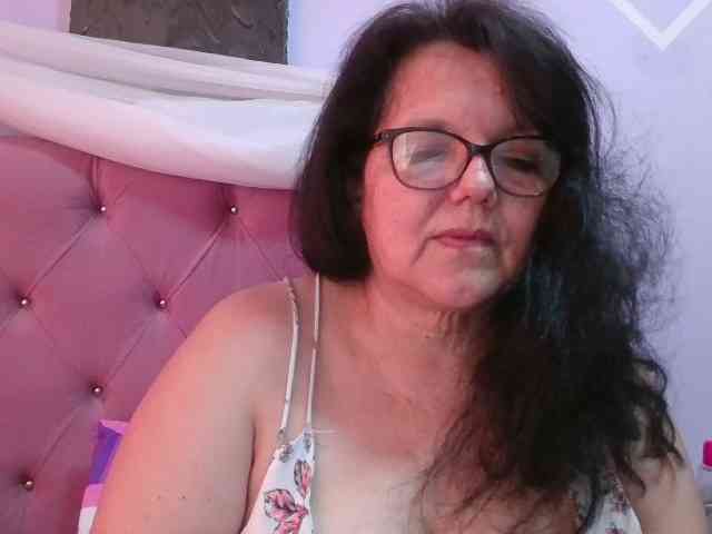 kassandra02 Live Webcam on BongaCams