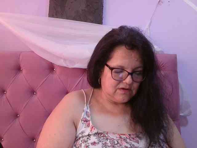 kassandra02 Live Webcam on BongaCams
