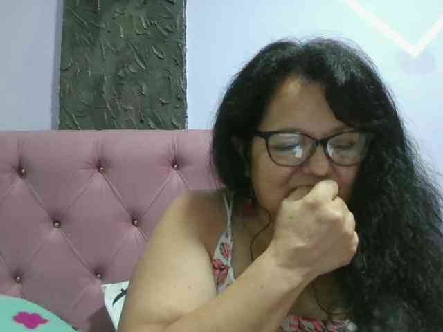 kassandra02 webcam