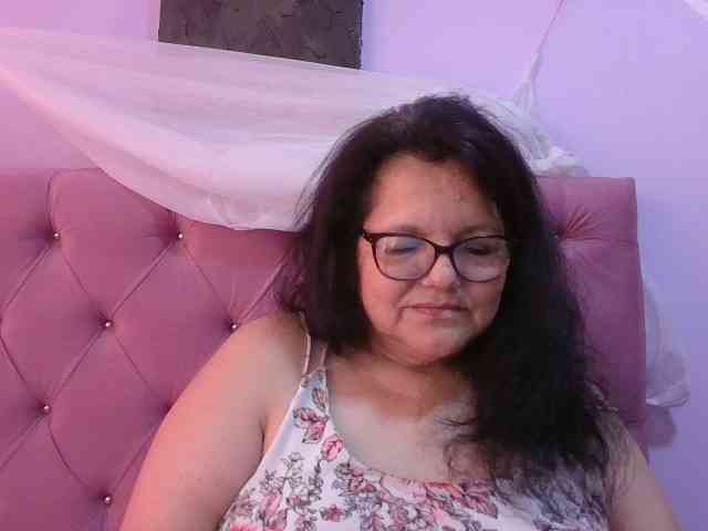 kassandra02 Live Webcam on BongaCams