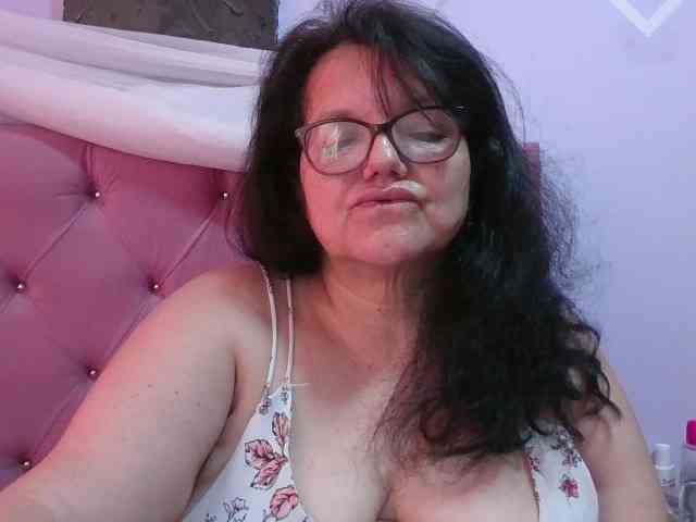 kassandra02 Live Webcam on BongaCams