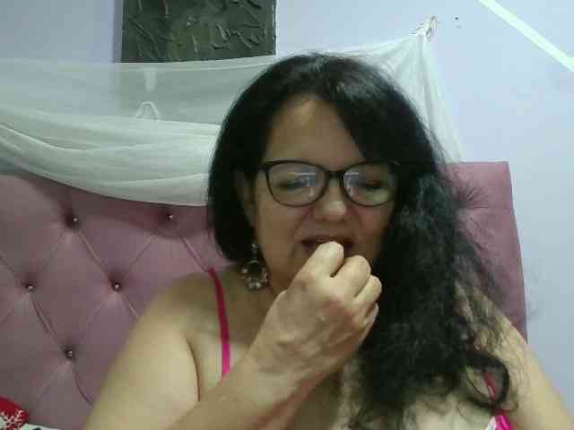 kassandra02 webcam