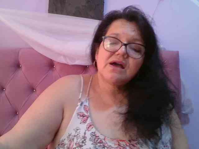kassandra02 Live Webcam on BongaCams