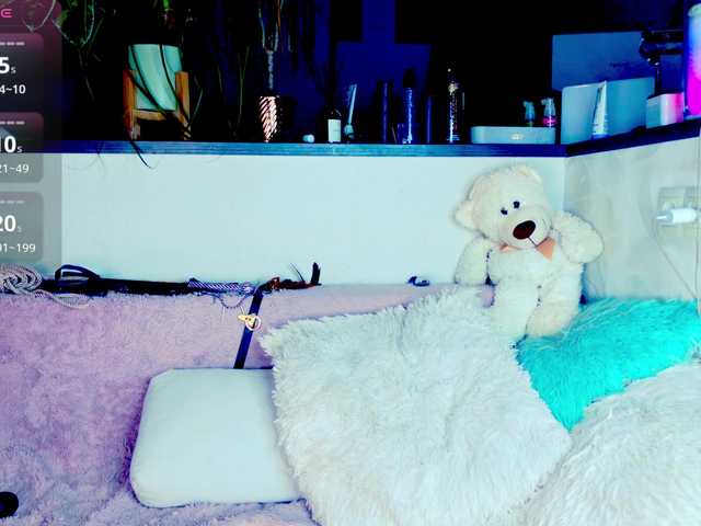 -JuliaSpace- live cam on BongaCams