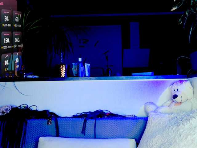 -JuliaSpace- live cam on BongaCams