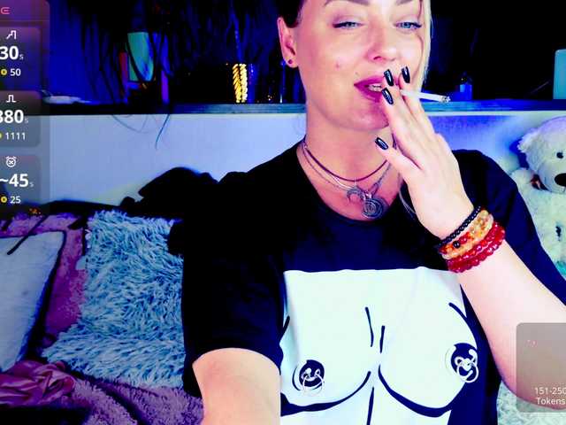 -JuliaSpace- live cam on BongaCams