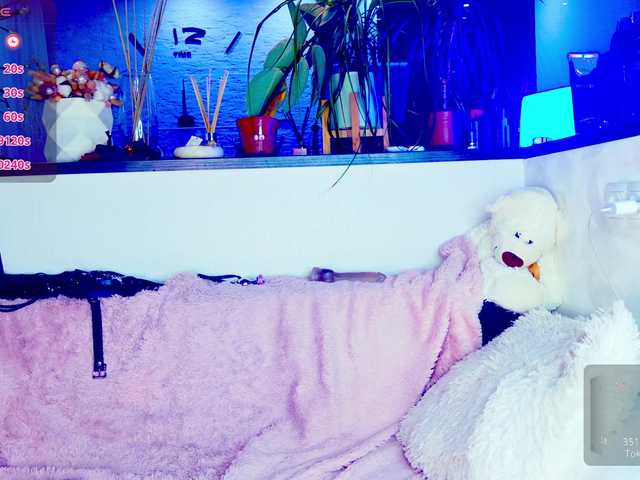 -juliaspace- live sex show