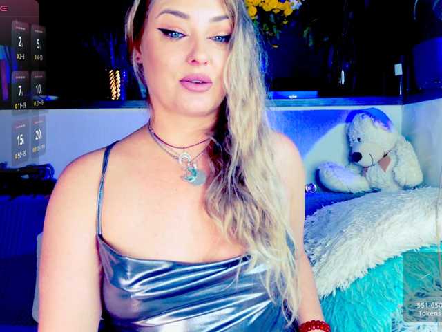 -JuliaSpace-, live now on BongaCams