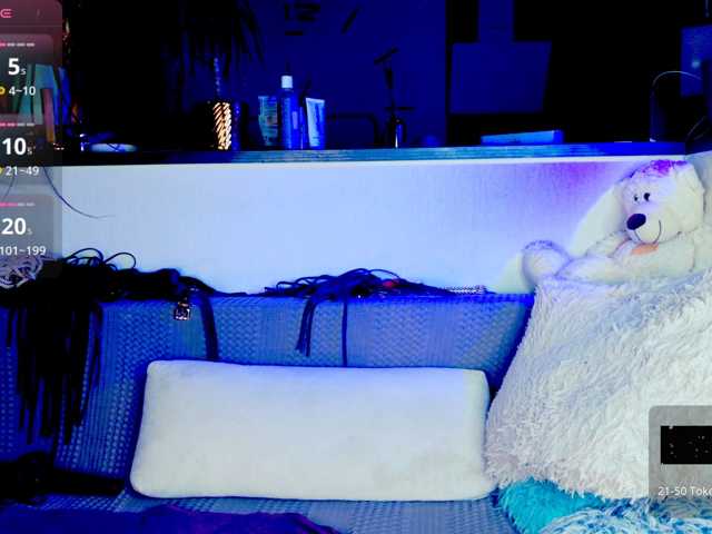 -JuliaSpace- live cam on BongaCams