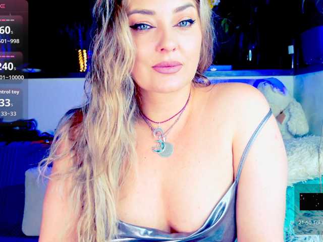 -JuliaSpace-, en vivo ahora en BongaCams