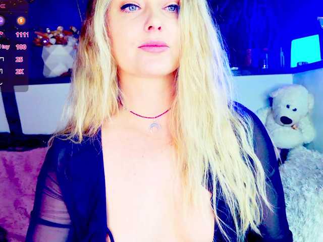 -juliaspace- live sex show