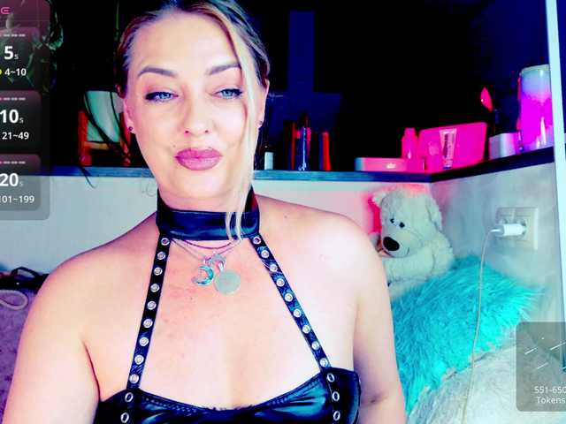 _JuliaSpace_ live webcam show