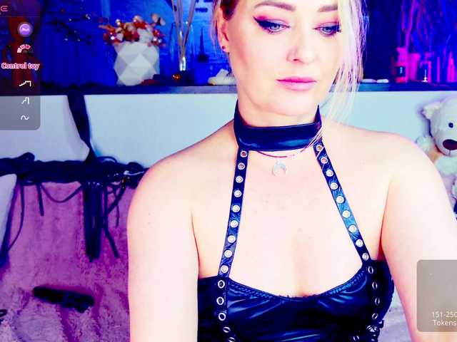 -juliaspace- live sex