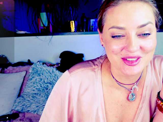 -JuliaSpace- live cam