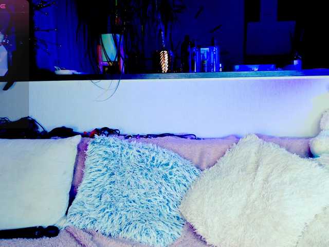 -JuliaSpace- live cam on BongaCams