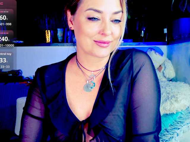 -JuliaSpace-, live now on BongaCams